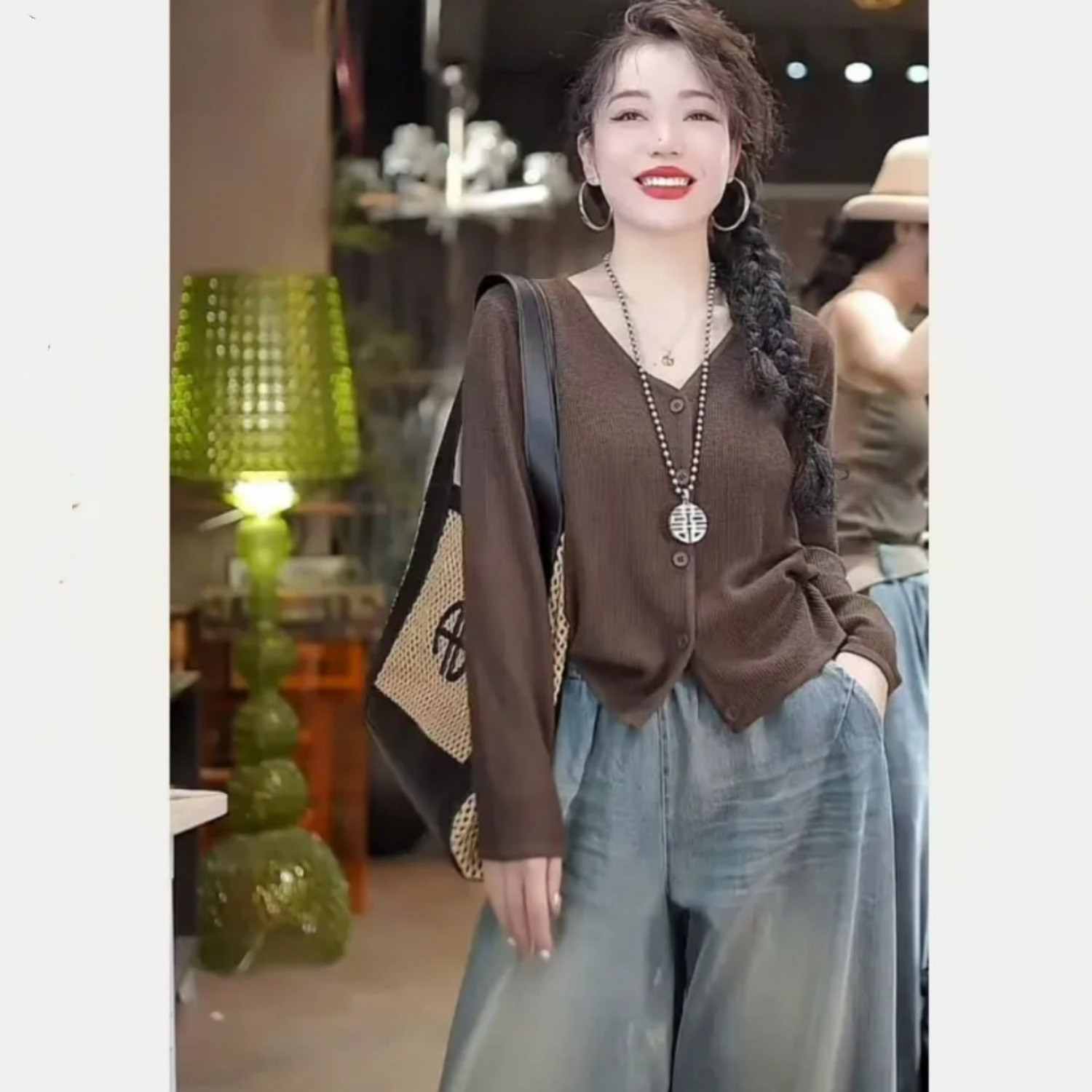 大人カジュアル 華奢見え Vカット カーデ シンプル ボタン 骨格ウェーブ