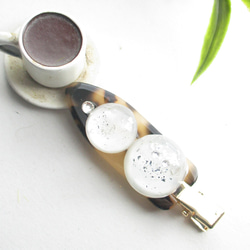 シンプルを好む雪だるま君は、クォーツだからこそシンプルでありたいと考える♪<創作ヘアクリップ>HC129 2枚目の画像