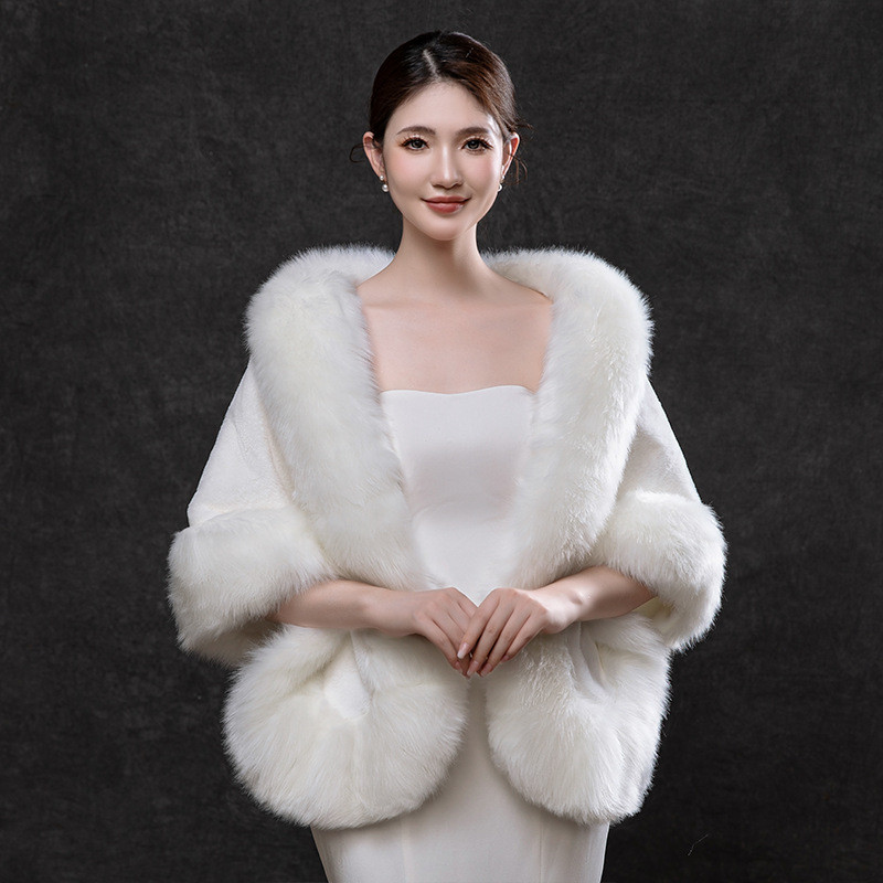 秋冬 ケープ フェイクファー 白 ホワイト もこもこ あったかい 肩飾り アクセサリー ウェディングドレス AK330