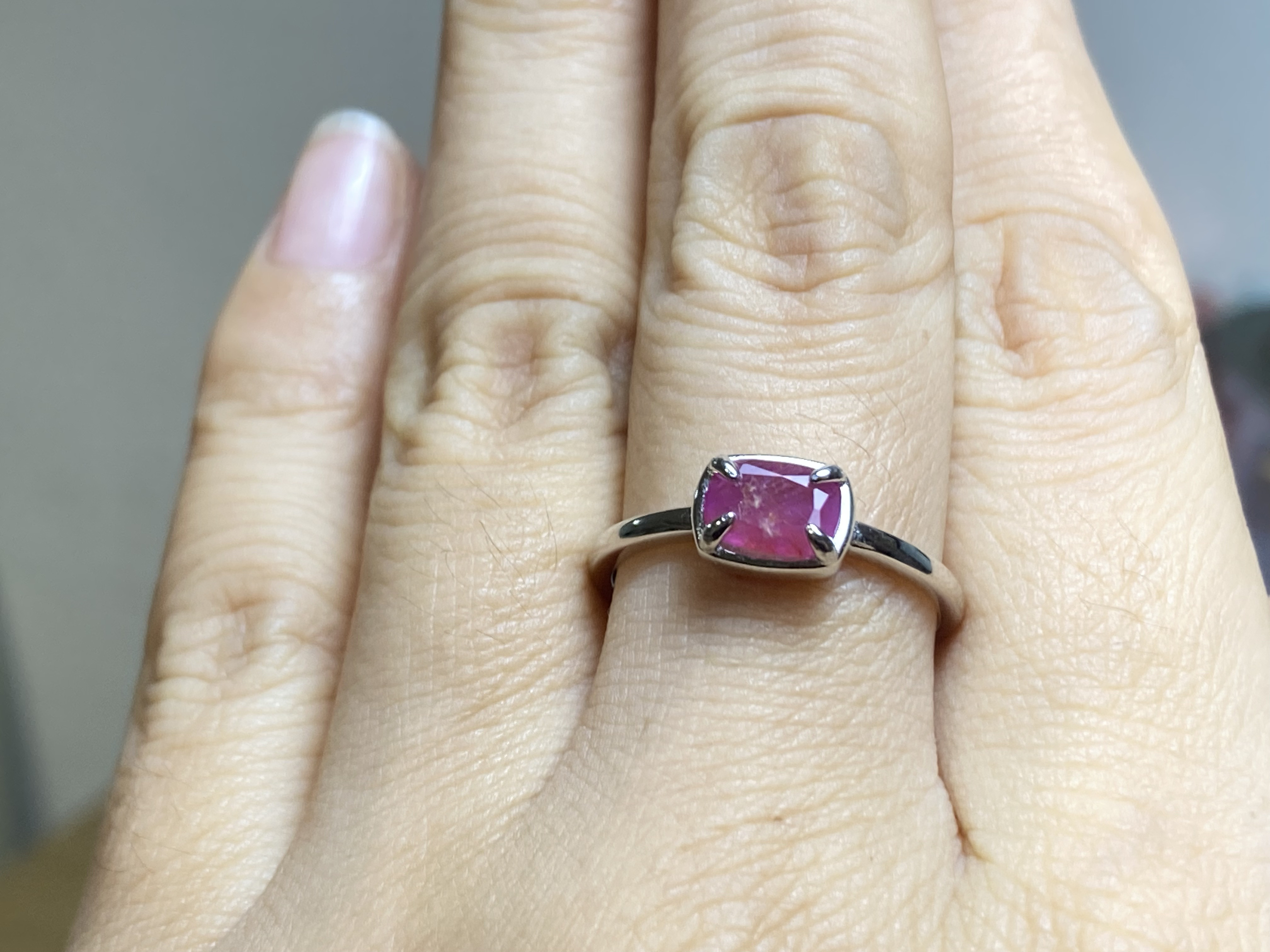 RG10-138 非加熱 シルバー 天然 輝い 薔薇ピンク サファイア リング 指輪 フリーサイズ 金属アレルギー対応