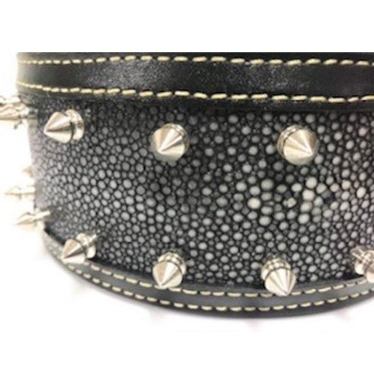 首輪 カラー エイ革 ガルーシャ スタッズ 大型犬 散歩 犬服 ドッグウェア R38 R43