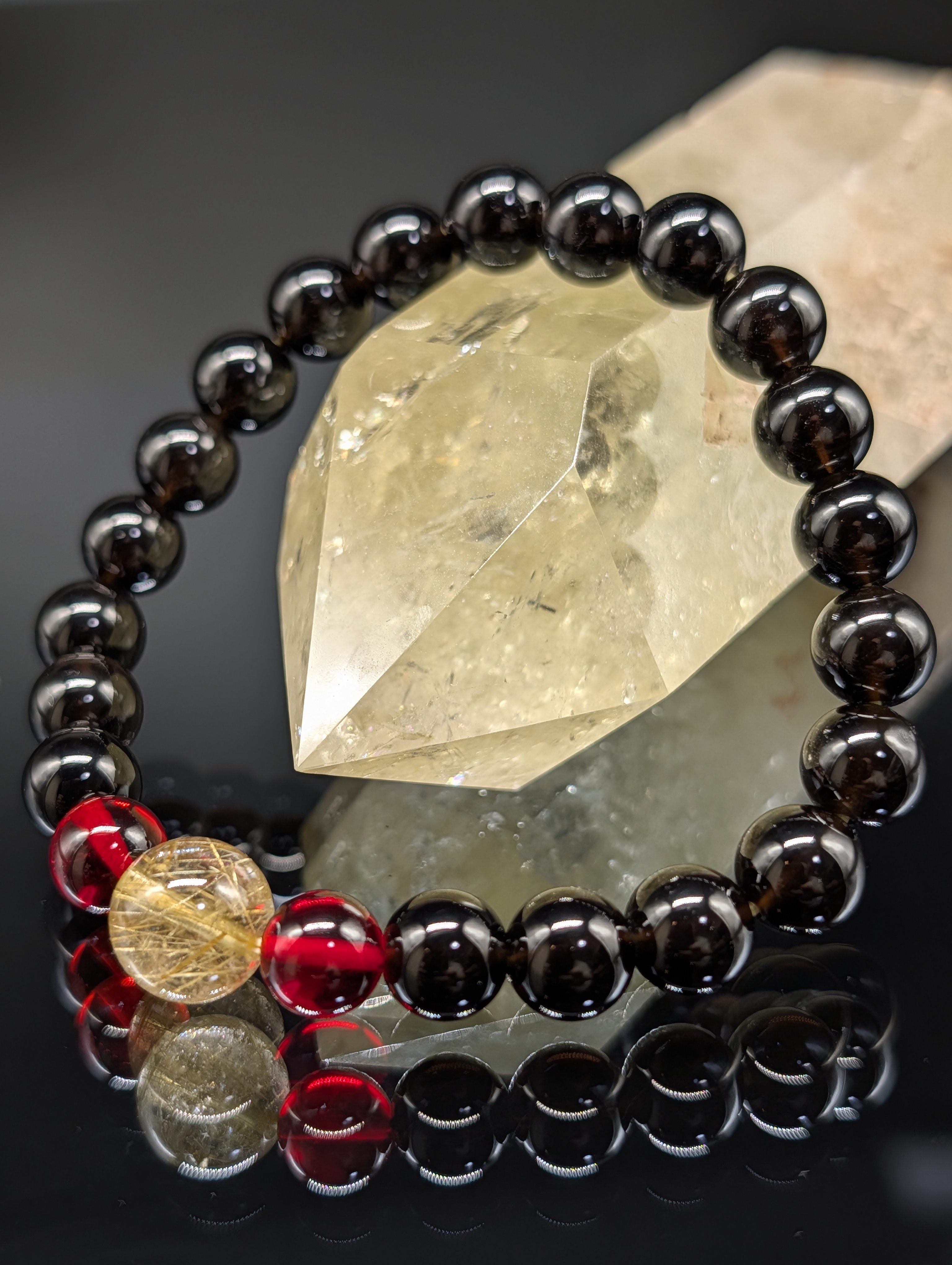 【最強守護・健康・金銭運】ゴールドルチルクォーツ レッドアンバー モリオン 8mm 親玉10mm ブレスレット