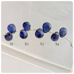 あ〜きゃん♬様　高品質　セレナイト　クローバー　シラー　握り石　レッド あ〜きゃん♬様 高品質 セレナイト クローバー シラー 握り石 高品質