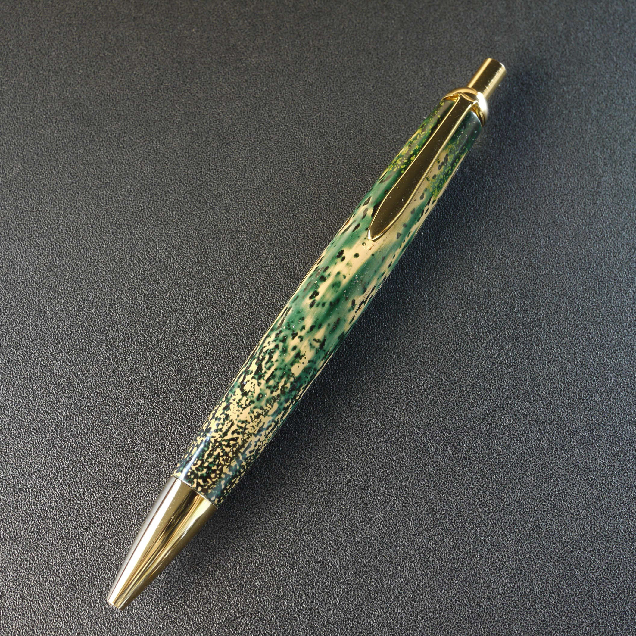 漆塗りボールペン【欅・色漆研ぎ出し】≪送料無料≫ 9,230円