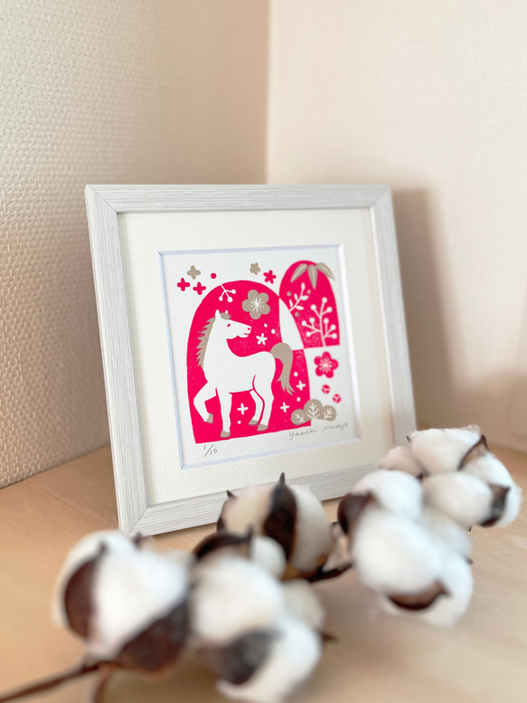 午年の木版画 / 15cm角額入り / アート / インテリア 4枚目の画像