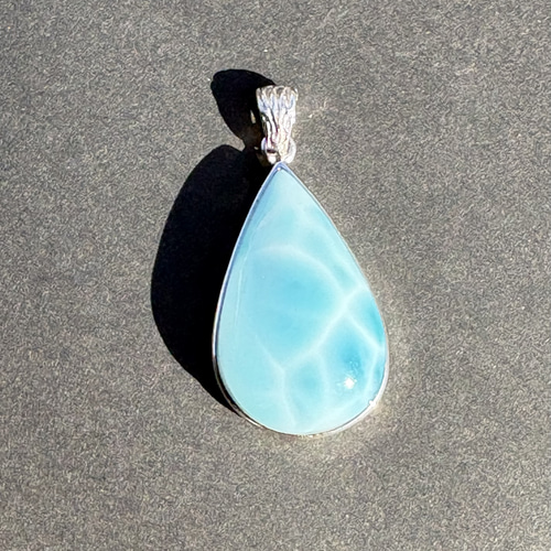 ラリマー しずく型ペンダントトップSV925✨️高品質天然石【石言葉