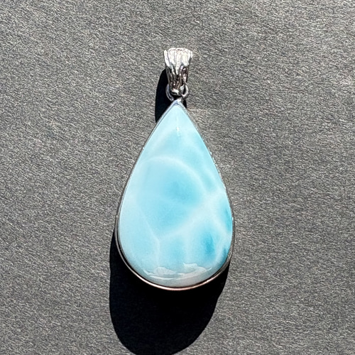 ラリマー しずく型ペンダントトップSV925✨️高品質天然石【石言葉