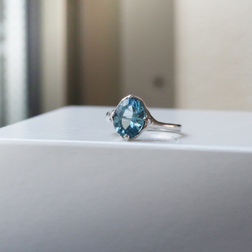 一点もの・Pt900）ロンドンブルートパーズのプラチナリング（10号・10