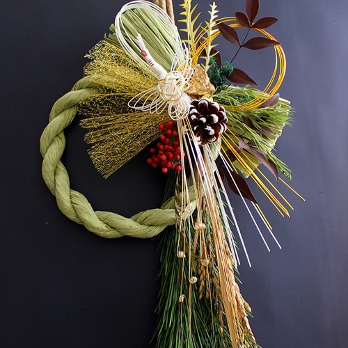 2026お正月新作【生花】フレッシュ若松の迎春しめ縄飾り月輪50cm（鶴