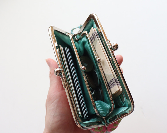 親子扣環錢包/飾品盒，印度刺繡，牛皮材質，腮紅花園 第6張的照片