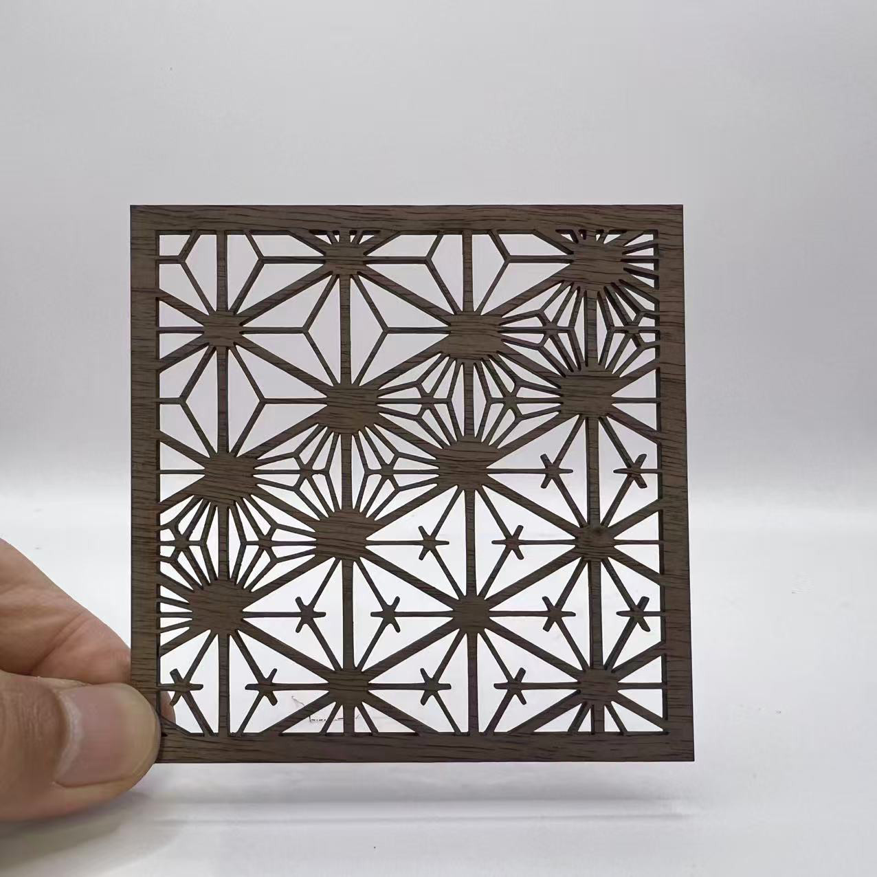 木製レーザー組子コースター｜麻の葉 × 星形文様｜ウォールナット　10枚セット