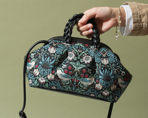 ウィリアムモリスのがま口バッグ」いちご泥棒 ショルダーバッグ noco