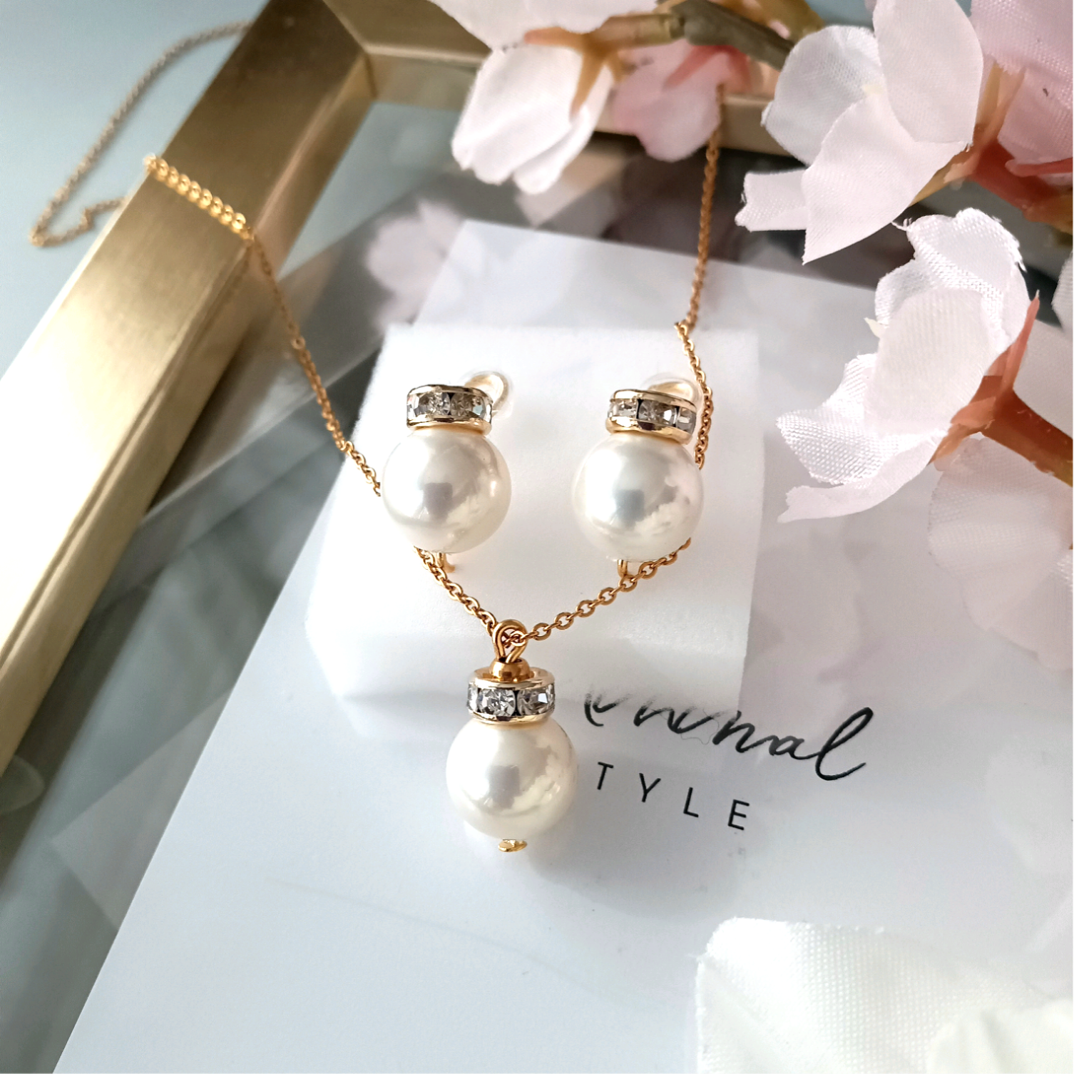 春の国産貝みがきパールのアクセサリーセット✫*痛くないイヤリング/サージカルステンレス/364