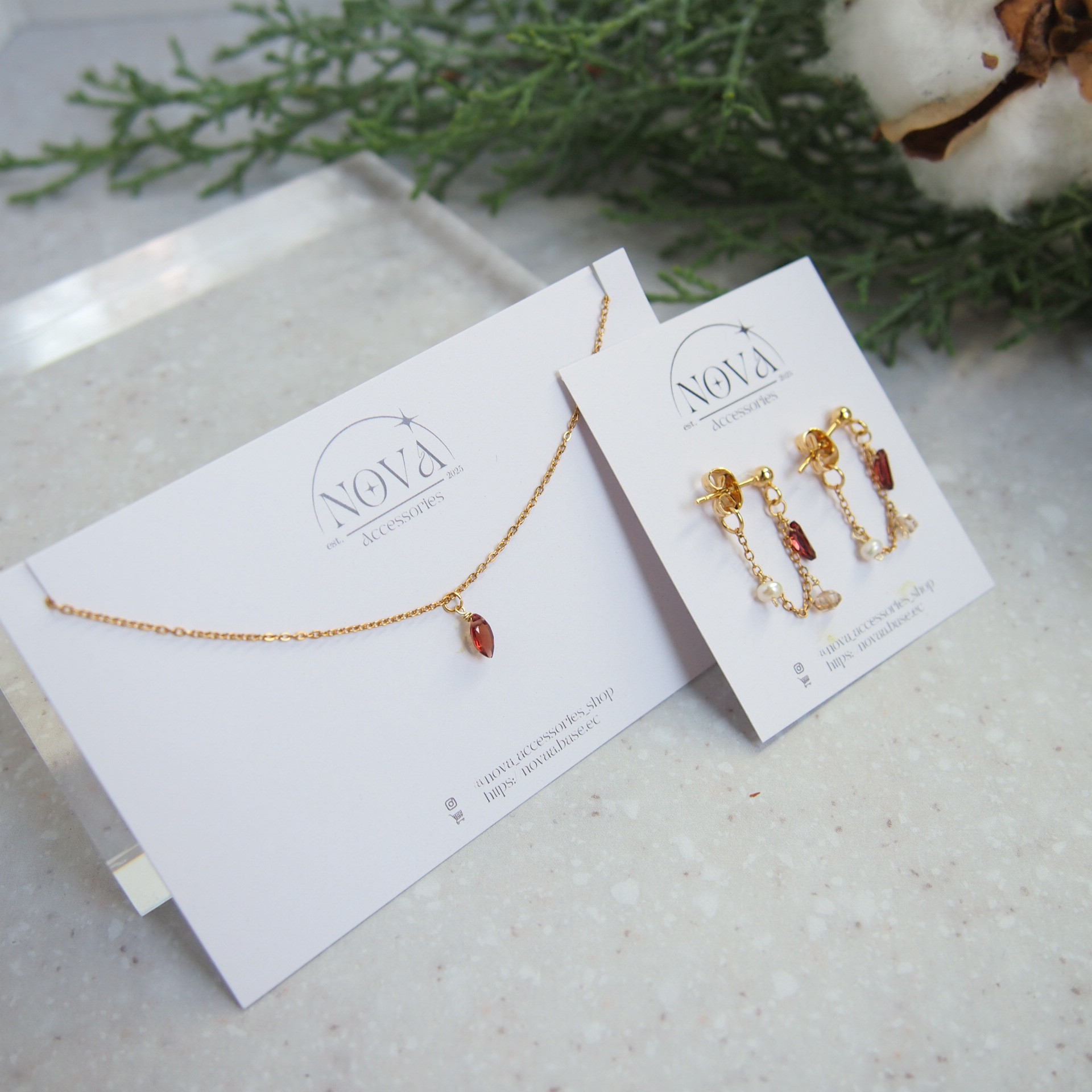 【お得なセット】1月誕生石 ガーネットのネックレス・ピアス/ 淡水パール サージカルステンレス 14kgf /小粒 華奢