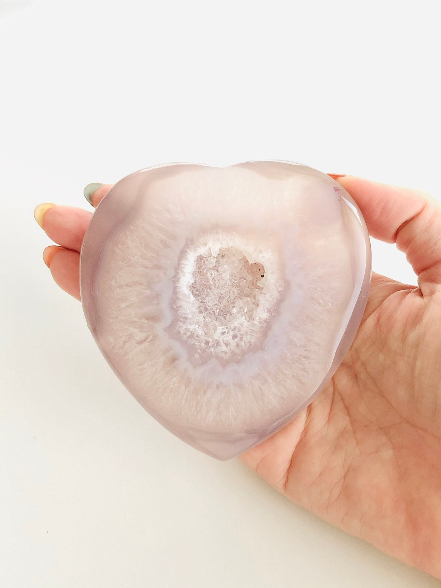 大きなハート形ジオード