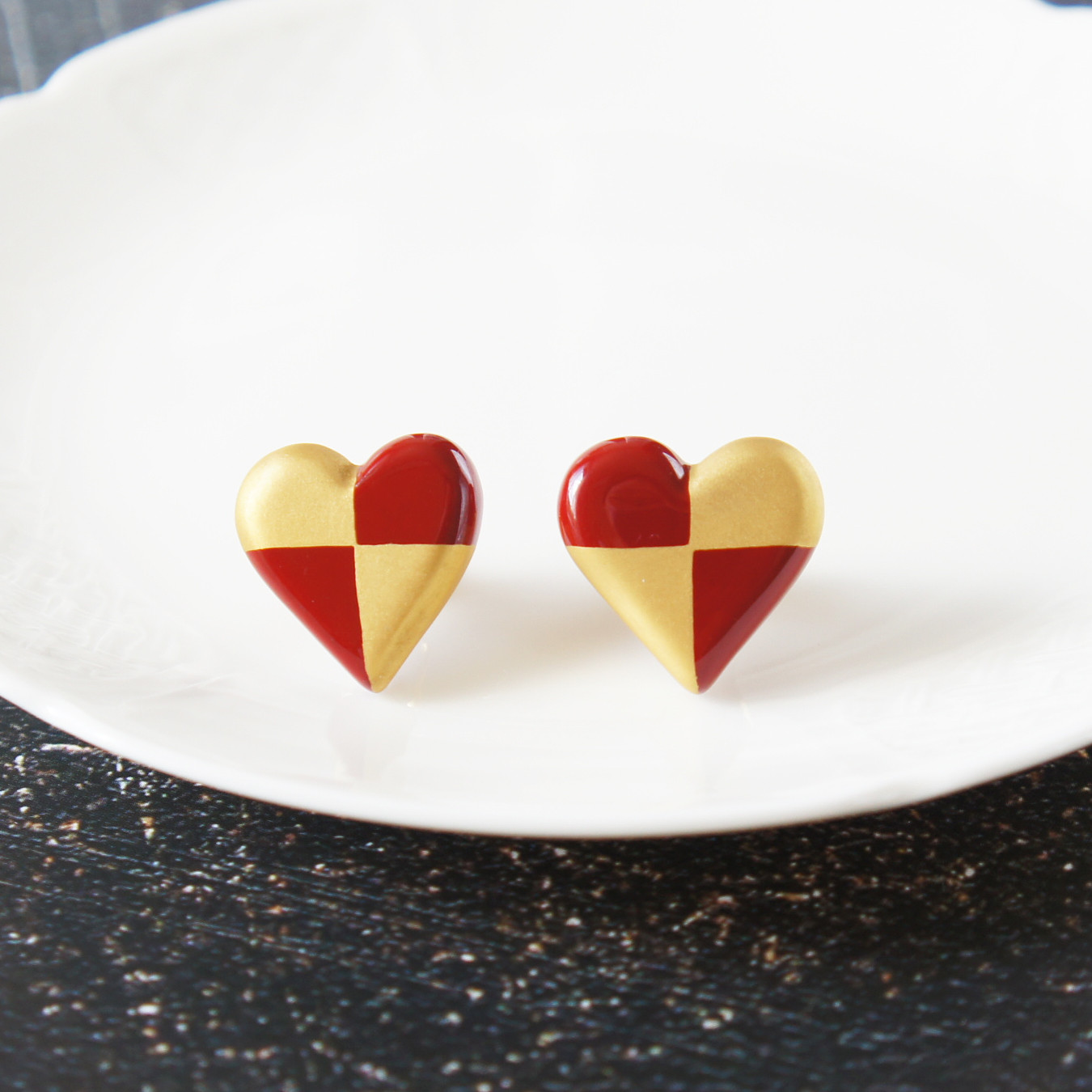 和の心　漆塗りピアス　ハート・赤×金