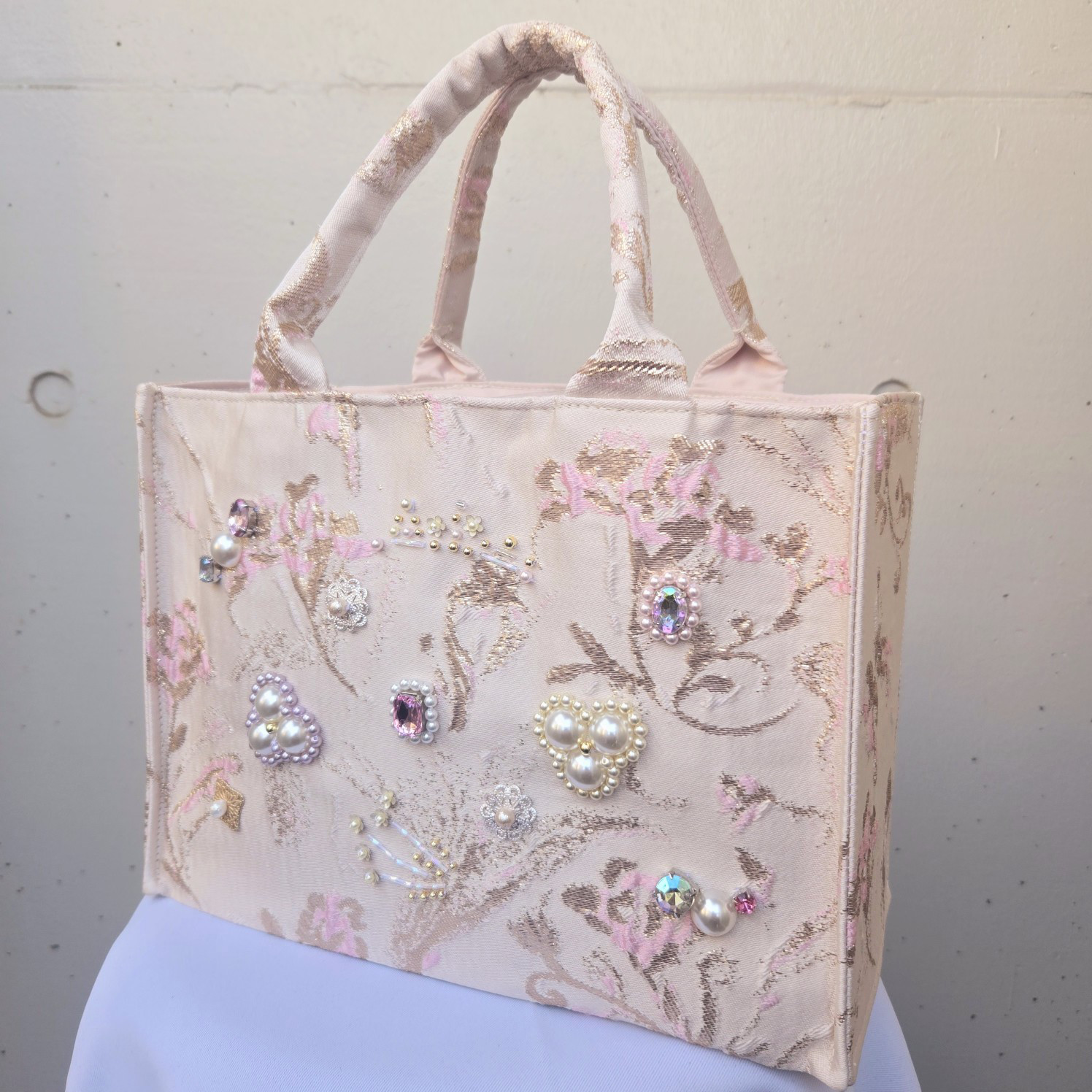 【ハンドバッグ】　花柄ピンク×ベージュ×ゴールド　ジャガード生地 11,803円