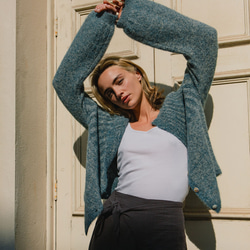 北歐風羊駝毛衣外套 - 霧藍 第7張的照片