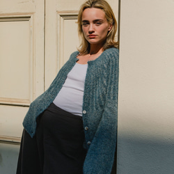 北歐風羊駝毛衣外套 - 霧藍 第8張的照片