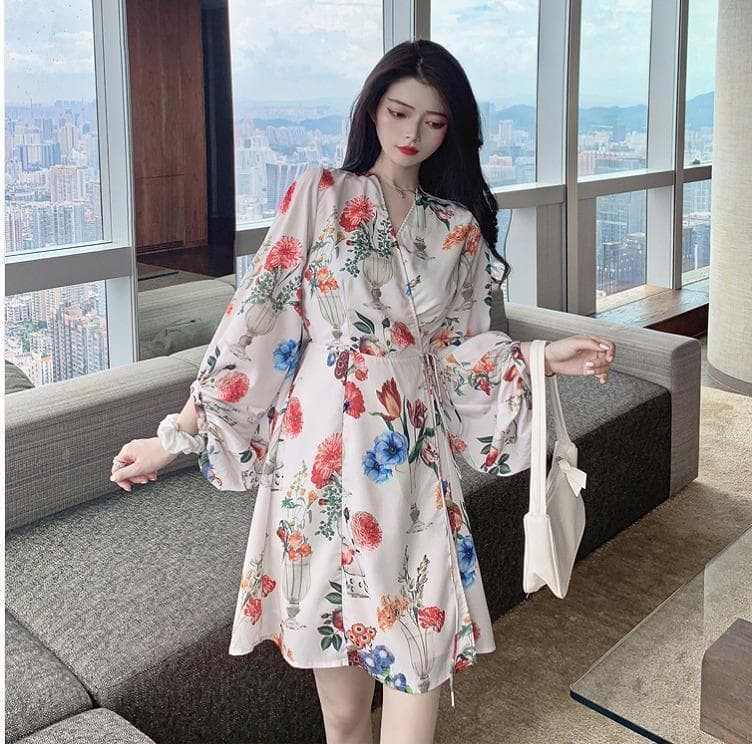 大きいサイズ　レディース　秋冬　花柄　ワンピース　バルーン袖　長袖