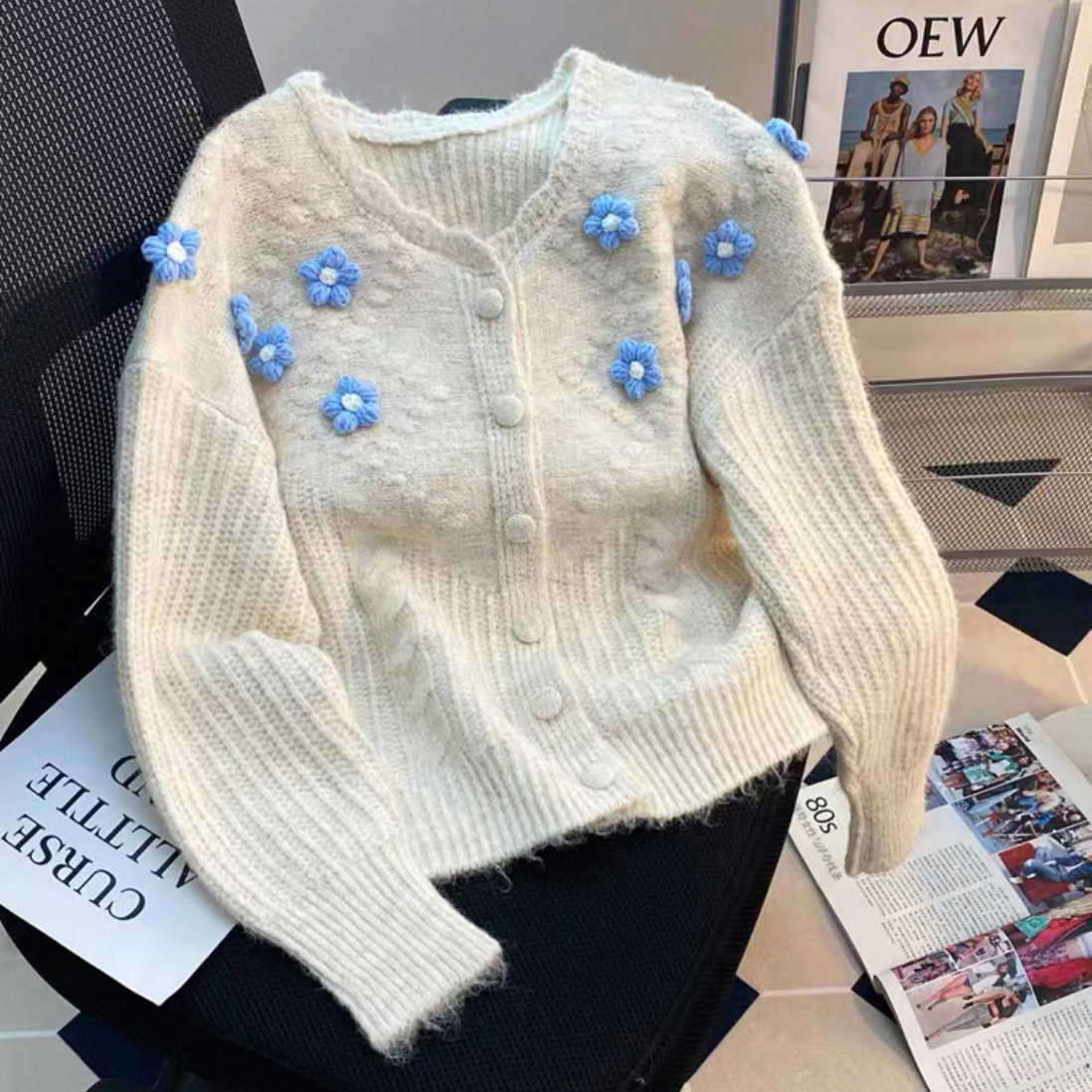 紫陽花（あじさい）大人が着たいお洒落なカーディガン、前開きニットセーター、ジャケット、手編み毛糸厚模様 秋冬限定 厚手