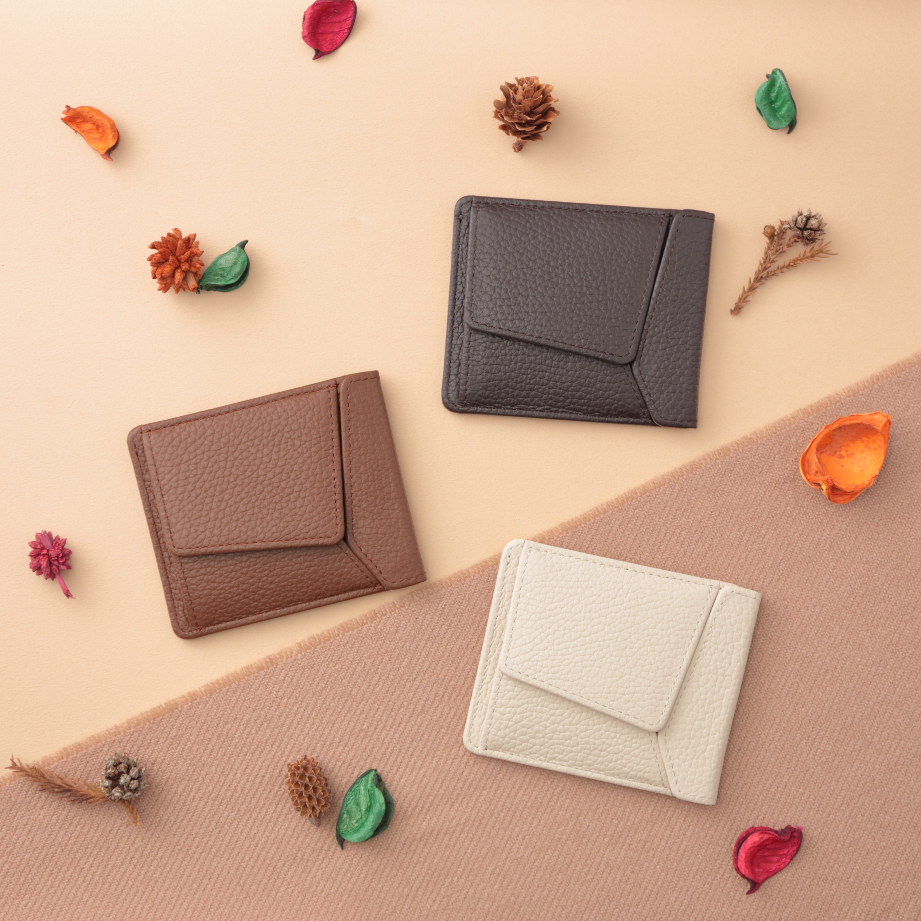 薄型ミニ財布 “Pikku” 【ダークチョコ/マロンブラウン/アイボリー】