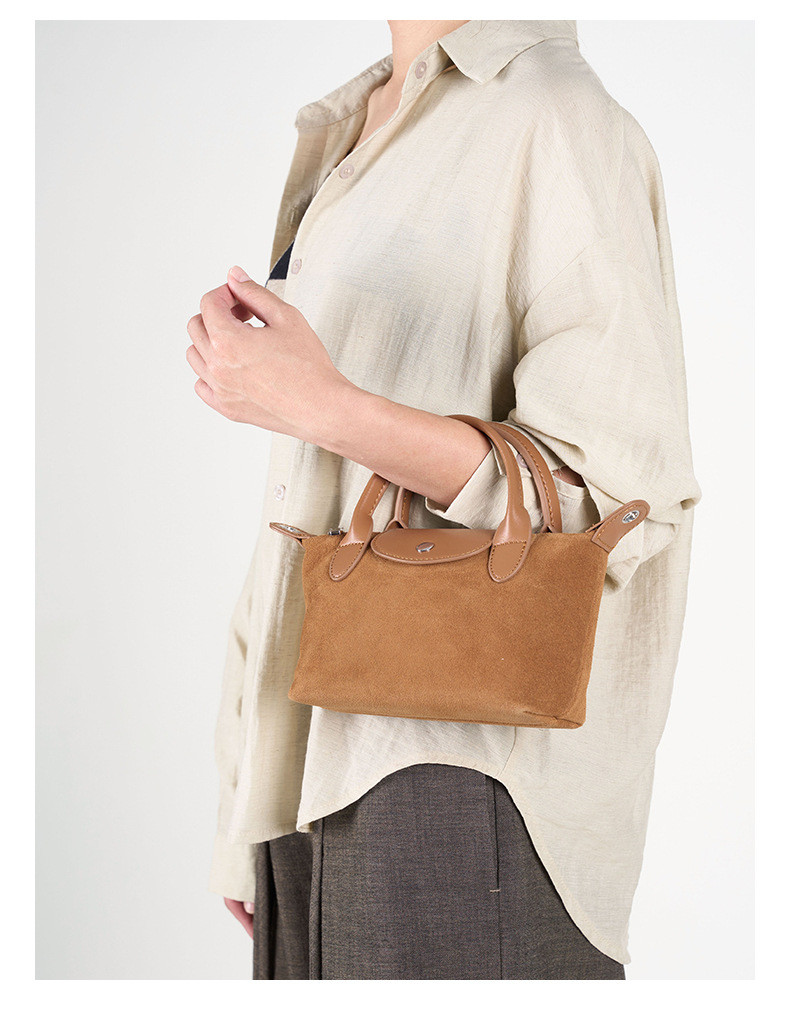 スエード調レザーのミニショルダー｜ふんわり柔らかな質感を楽しむ2WAYバッグ