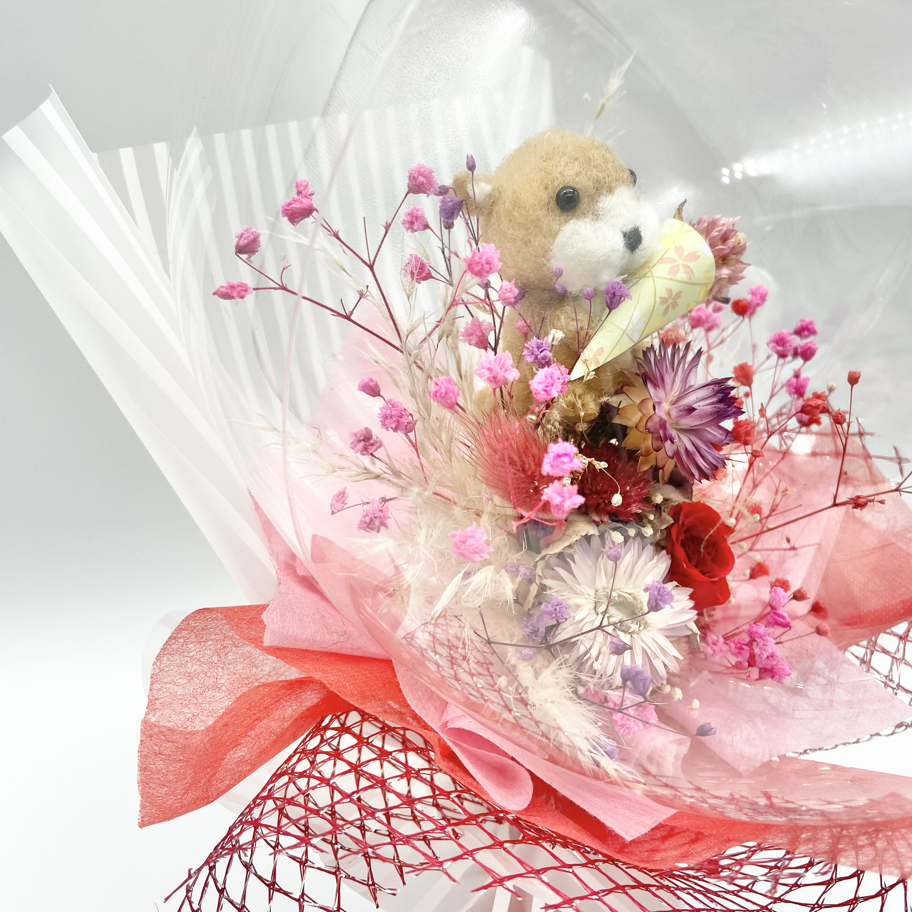 羊毛カワウソ♡レッド　プリザーブドフラワー薔薇　立てて飾れるバルーンブーケ