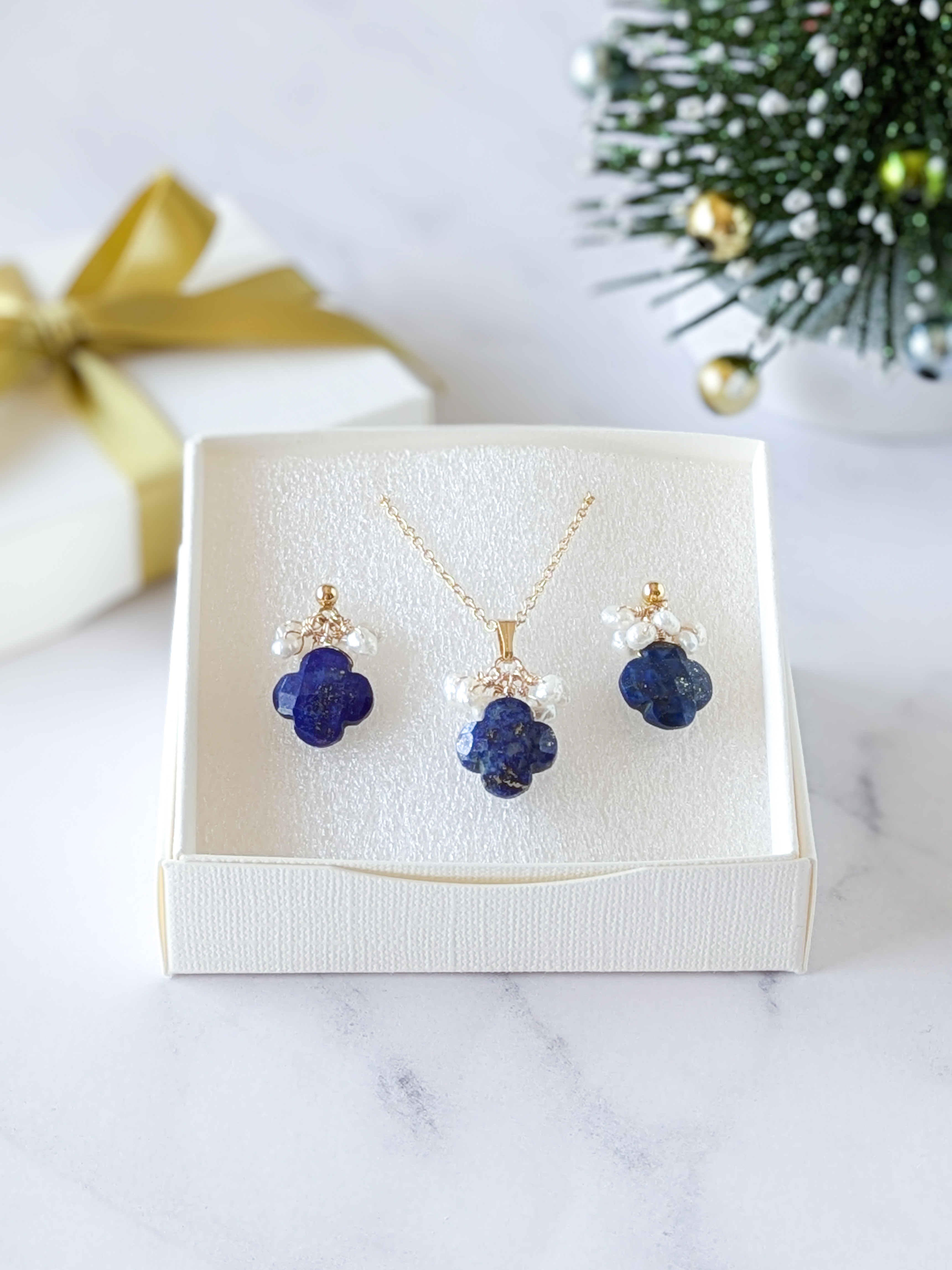 【クリスマス限定セット】ラピスラズリと淡水パールのネックレス＆イヤリング(ピアス)(14kgf)