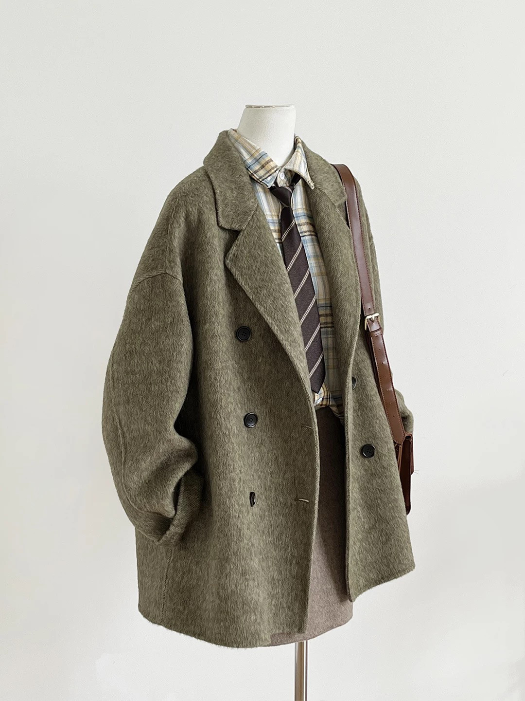 保温力高い大人の羊毛コート、羊毛（ウール）コート 冬のコート 防寒対策 冬支度新作 受注生産