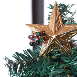 冬の新作【数量限定】大人の色合い　オーナメント風　ボリューム　天然石パール　サージカルステンレスピアス 5枚目の画像