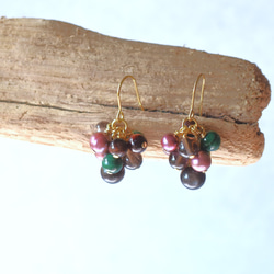 冬の新作【数量限定】大人の色合い　オーナメント風　ボリューム　天然石パール　サージカルステンレスピアス 10枚目の画像