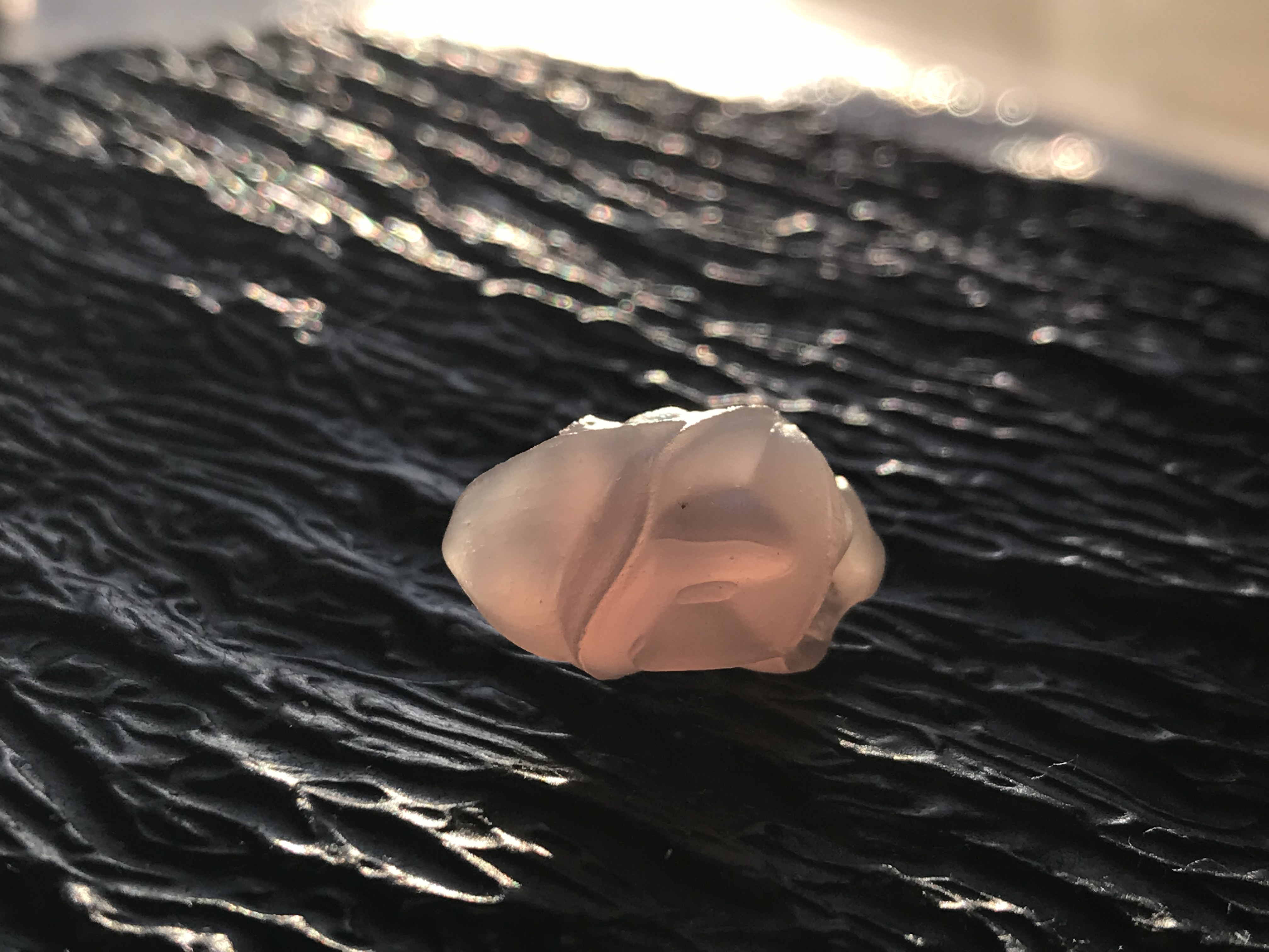 ゴビ石−1433 ゴビ瑪瑙　「筋脈』　紫　原石