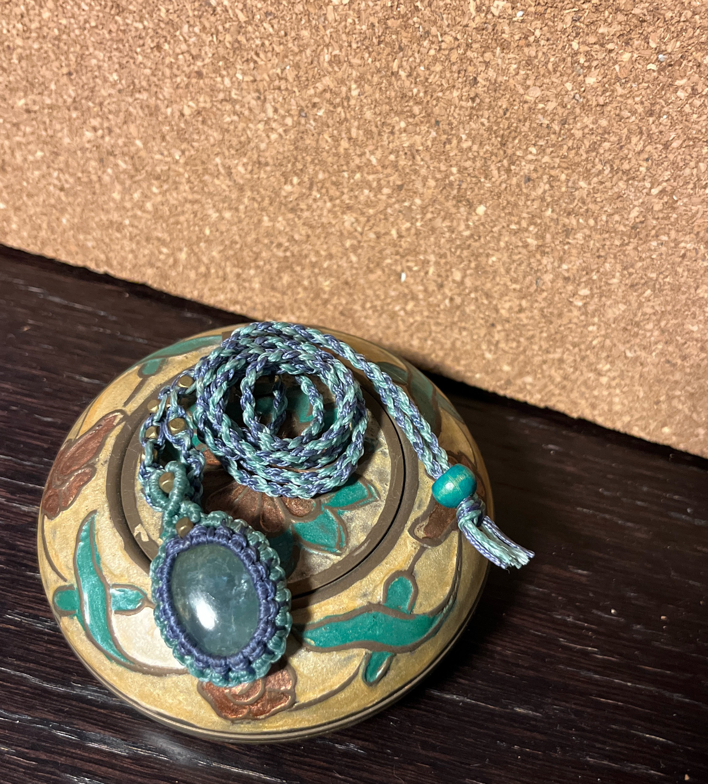 マクラメ天然石ネックレス　ジェイド