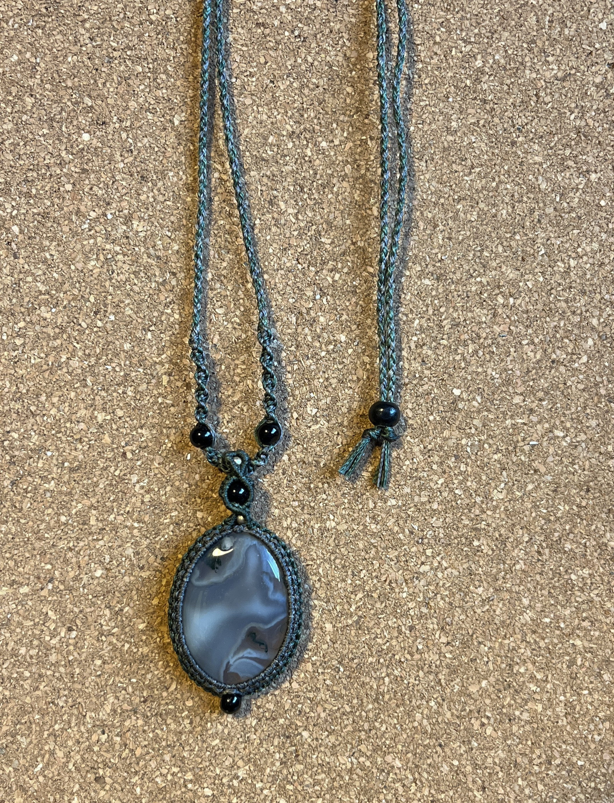 マクラメ天然石ネックレス　クレイジーレースアゲート