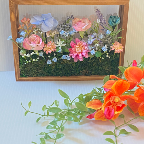 森の中のお花畑 アーティフィシャルフラワー 造花 フレームアレンジ