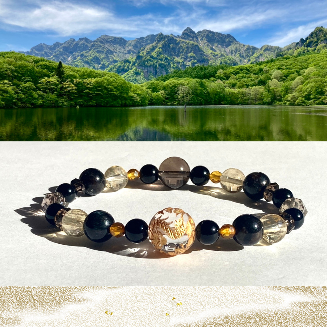 【戸隠・九頭龍ブレスレット◆九頭龍の目覚め〜新時代への鼓動】大玉彫り水晶　琥珀　天然石ブレスレット