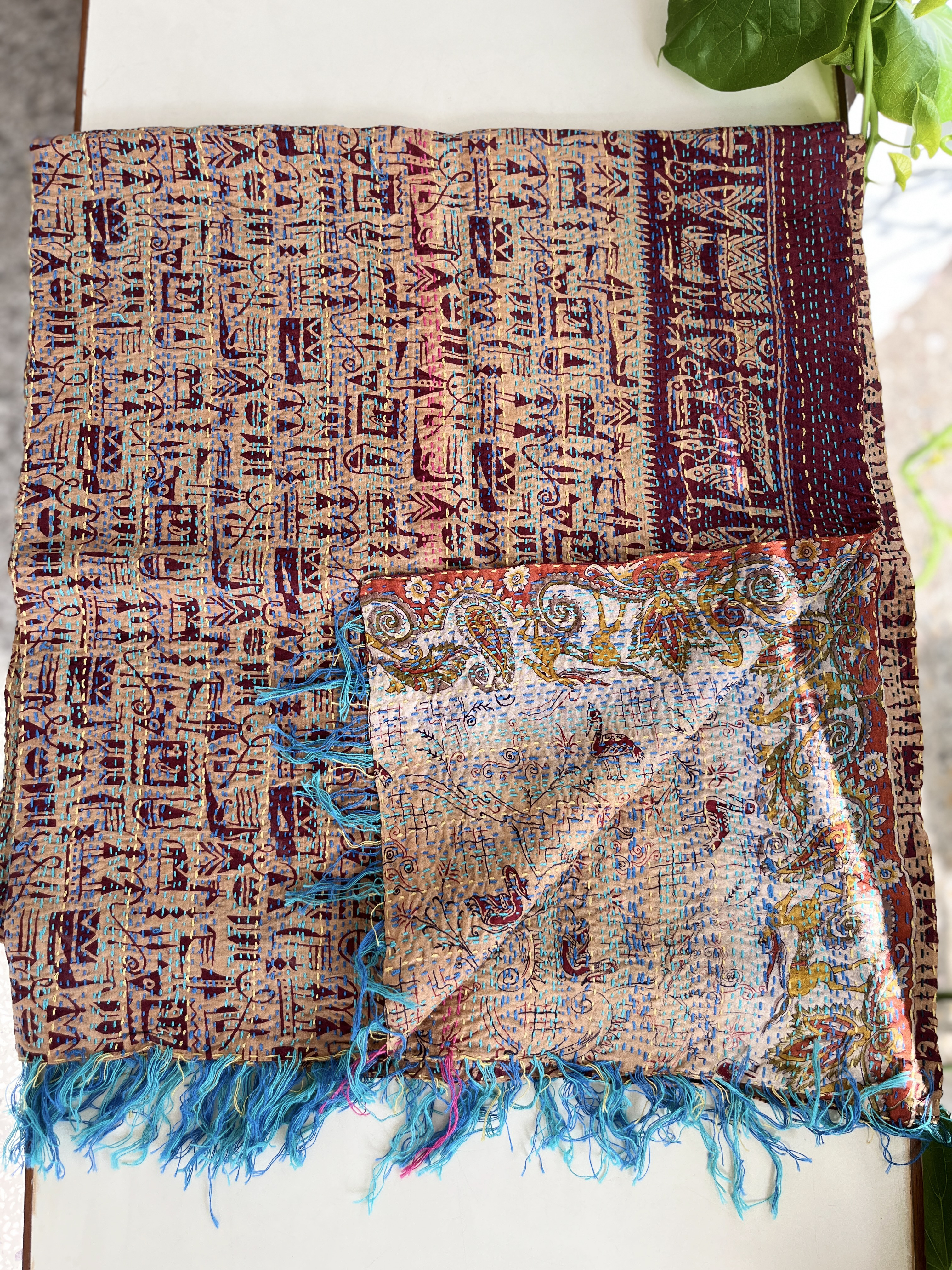 【インド】オールドサリー　カンタ刺繍　リバーシブルストール　マルチカバー10