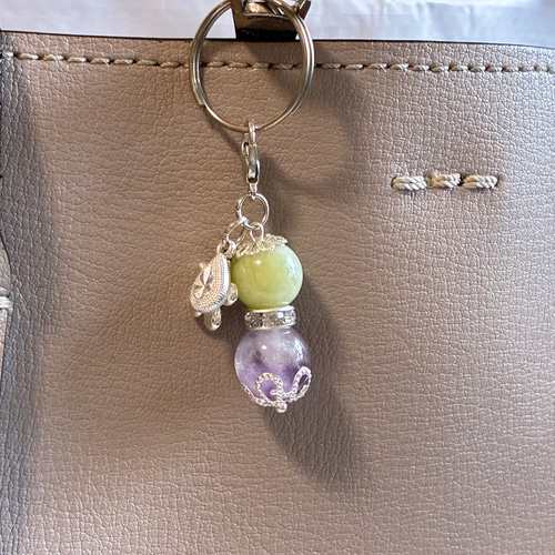 1.美品　岫玉(しゅうぎょく)で作った　ふくろう　天然石　処分 着物 バングル 玉石 天然石 しゅうがんぎょく 岫玉石 岫岩玉 天青色 置物