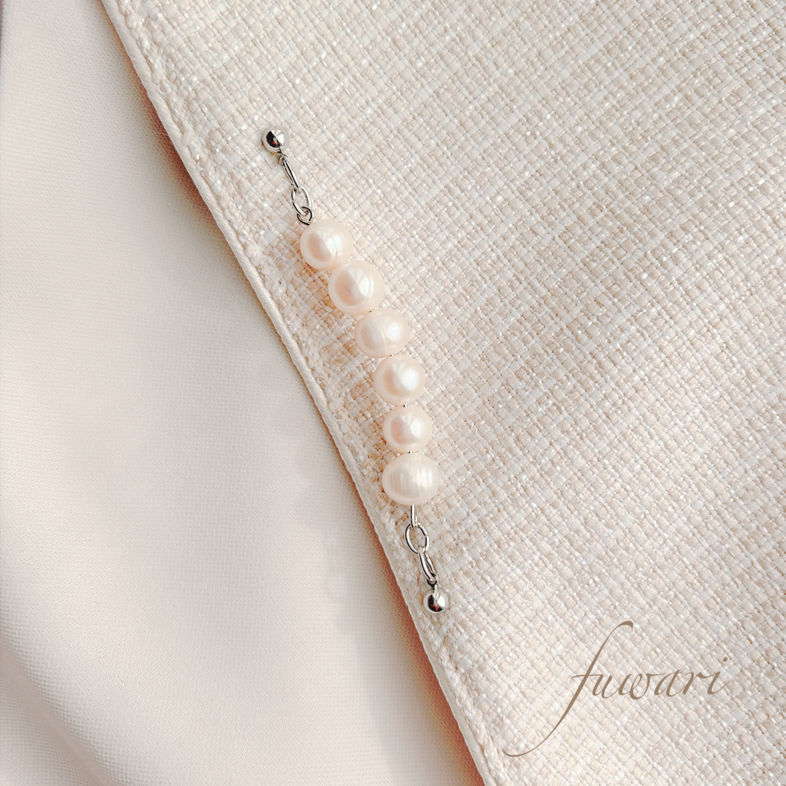 ハレの日を格上げする淡水真珠のタックピン｜卒業式・入学式・結婚式に。選べる3色＆2タイプ