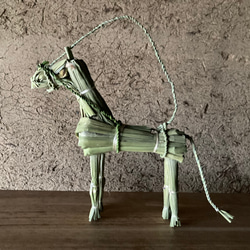 受注製作】蛇の真菰しめ縄オブジェ「HEBI」 立体・オブジェ MOKU 通販