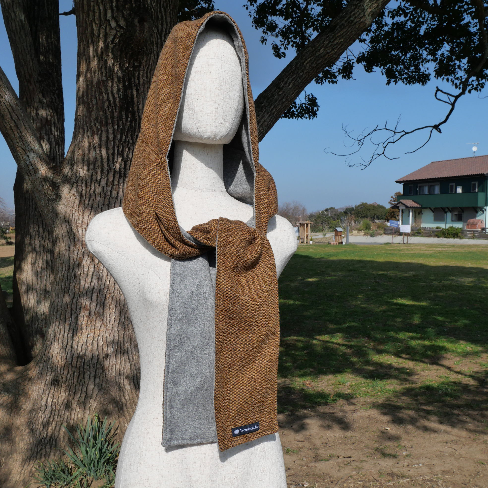 ＜値下げ＞フード付きマフラー　ゴールドネップツイードとグレーフラノのリバーシブルマフラー 6,864円