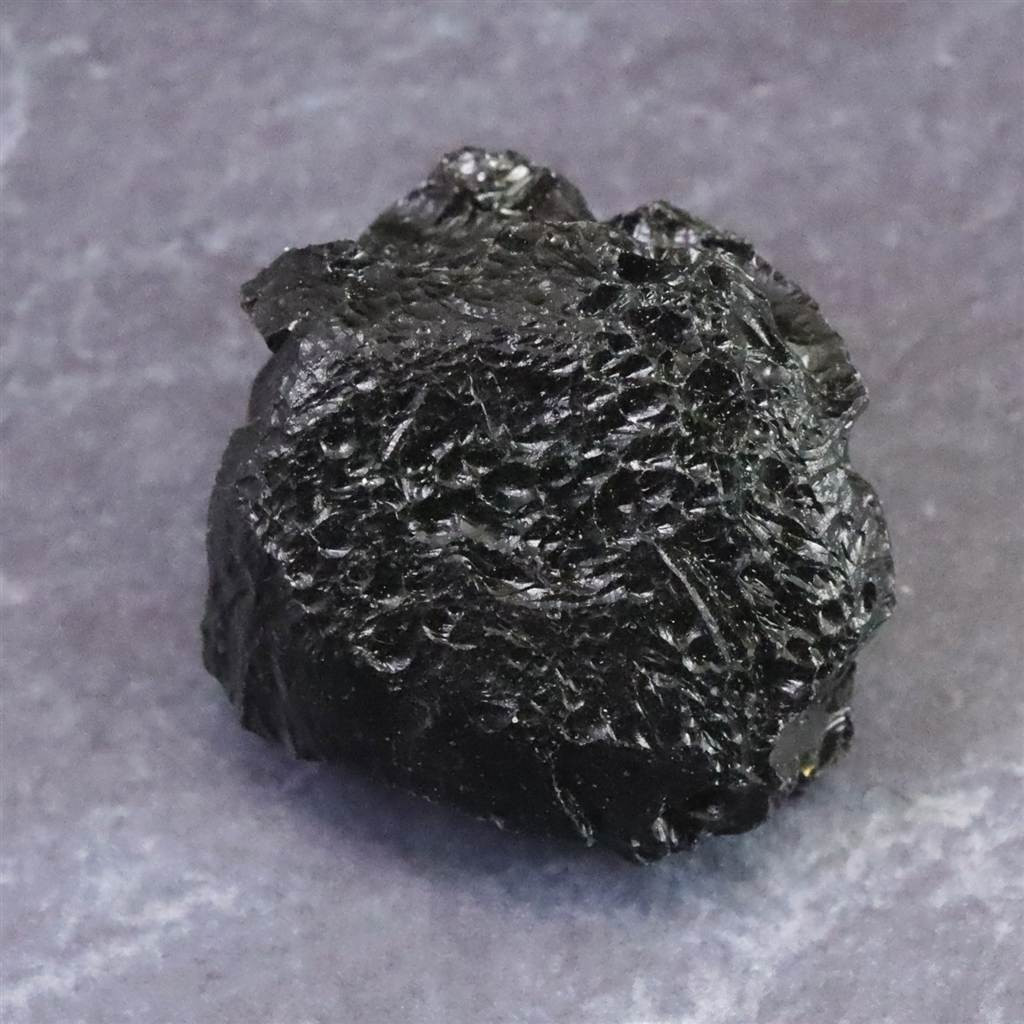 ビリトナイト　インドネシア産テクタイト　原石　9.7ｇ #33580