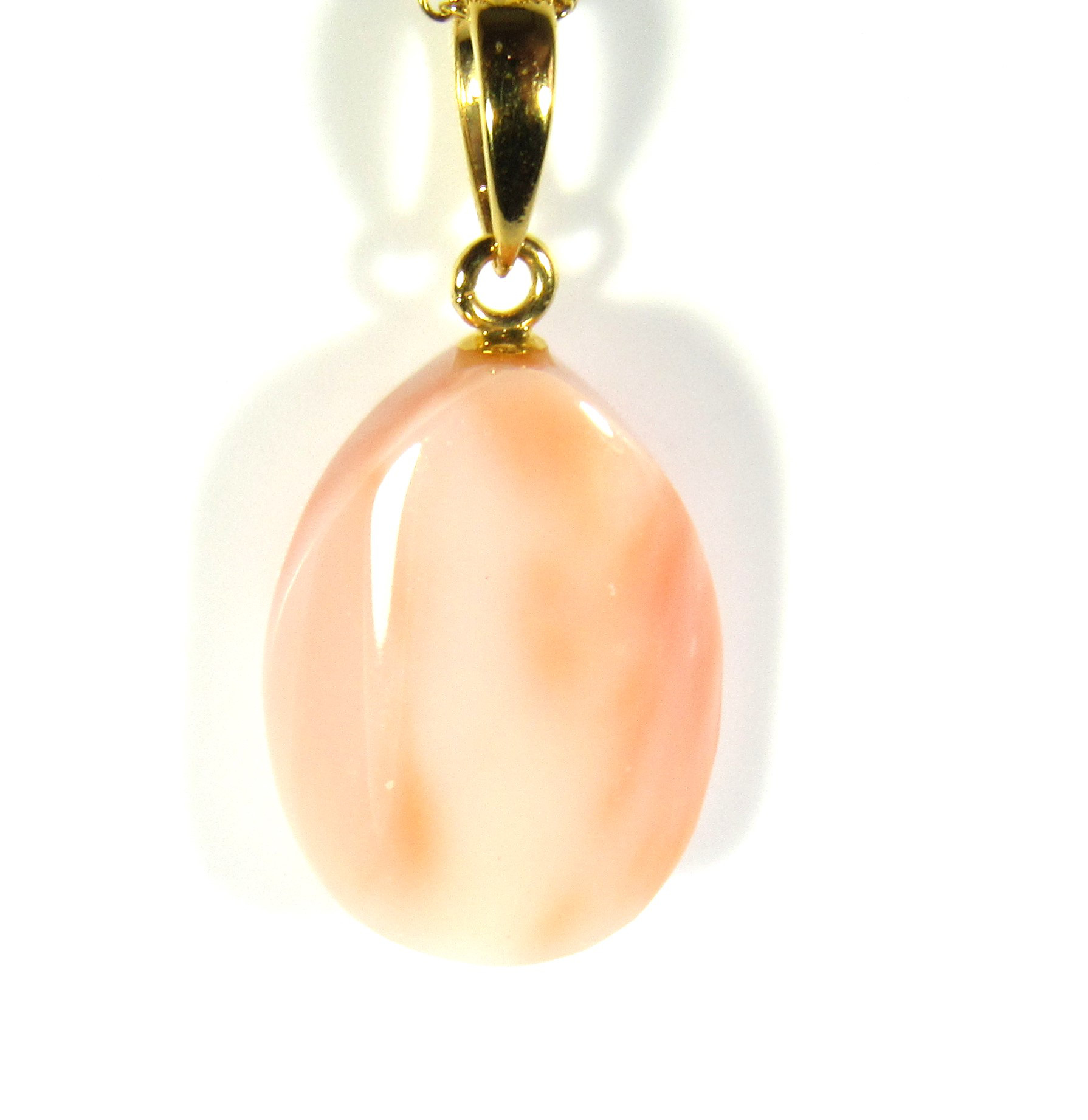 宝石珊瑚 　さんご　オオバルペンダント　ネックレス　アクセサリー・ ジュエリ－ 　IMG－1737