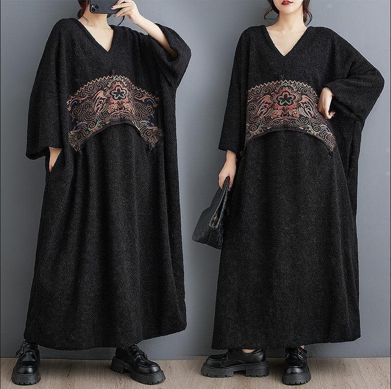 新品 大きいサイズ ゆったり Vネック秋冬チュニックワンピース黒 刺繍 レトロ♡