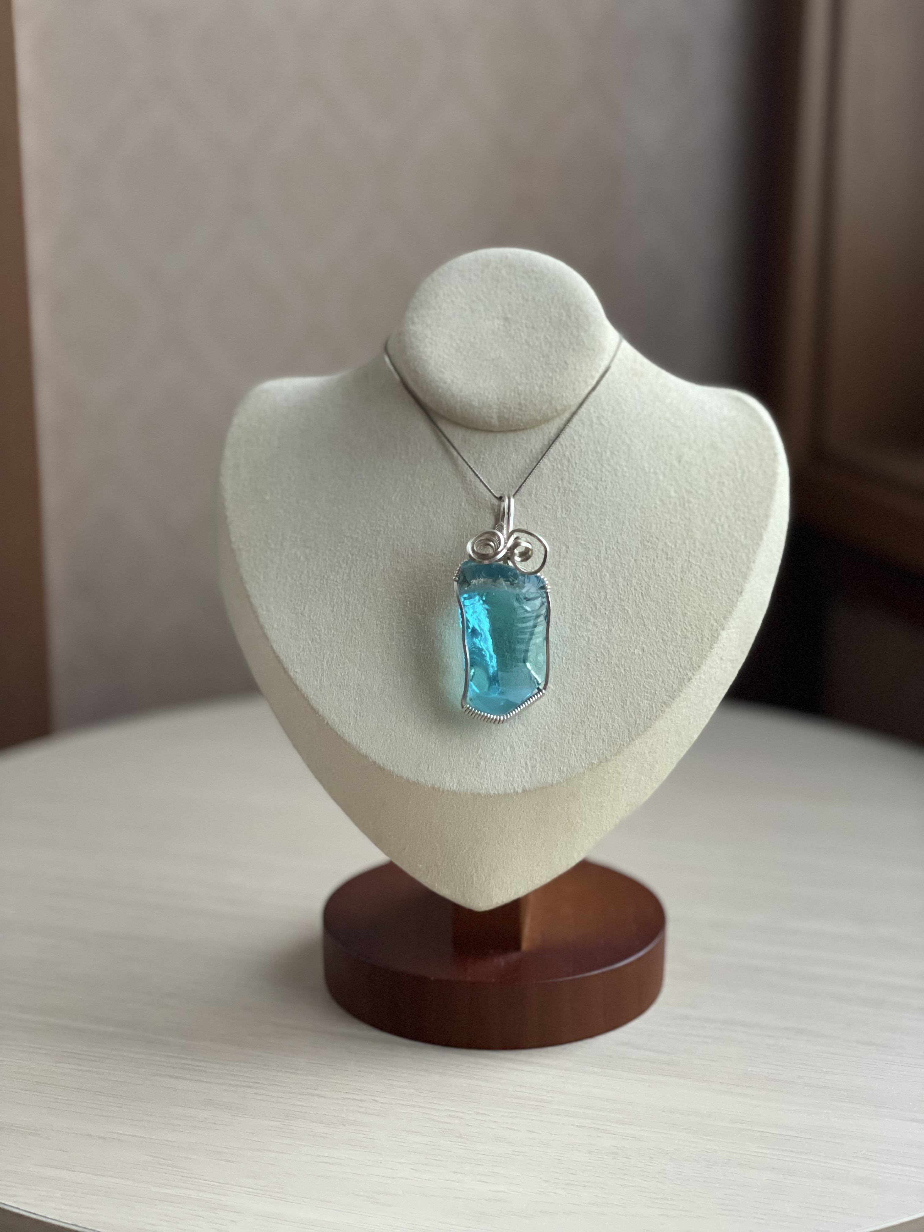 アンダラクリスタル✨イスタリwithエレスチャルサファイア&エレクトリックブルー・ペンダント 25,830円