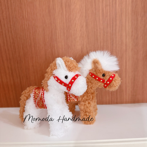 モールドール 干支 馬 置き物 お正月 新年 ハンドメイド 白×白 その他