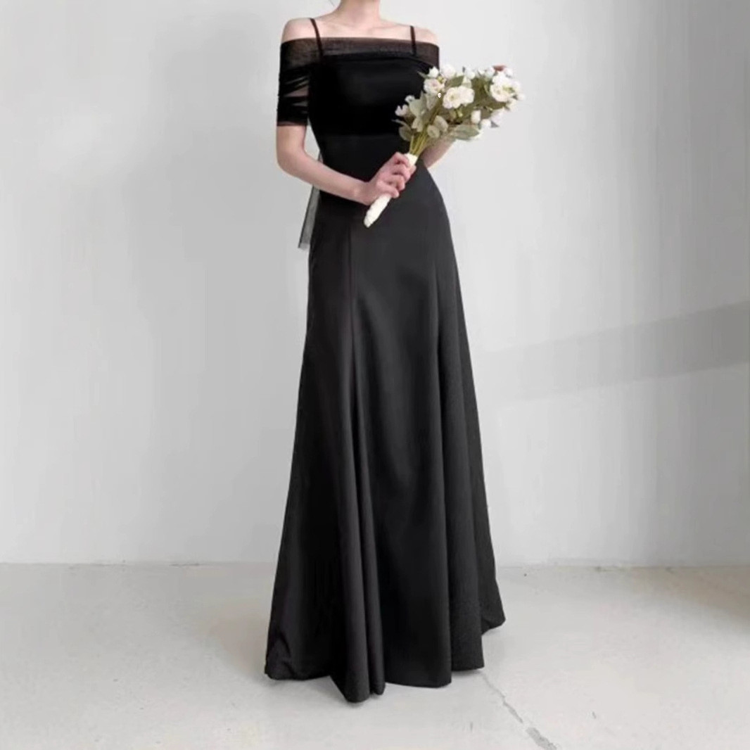 ウェディングドレス 黒 ピンク シンプル オフショルダー おしゃれ 韓国風 花嫁 二次会 前撮り お呼ばれ AK373