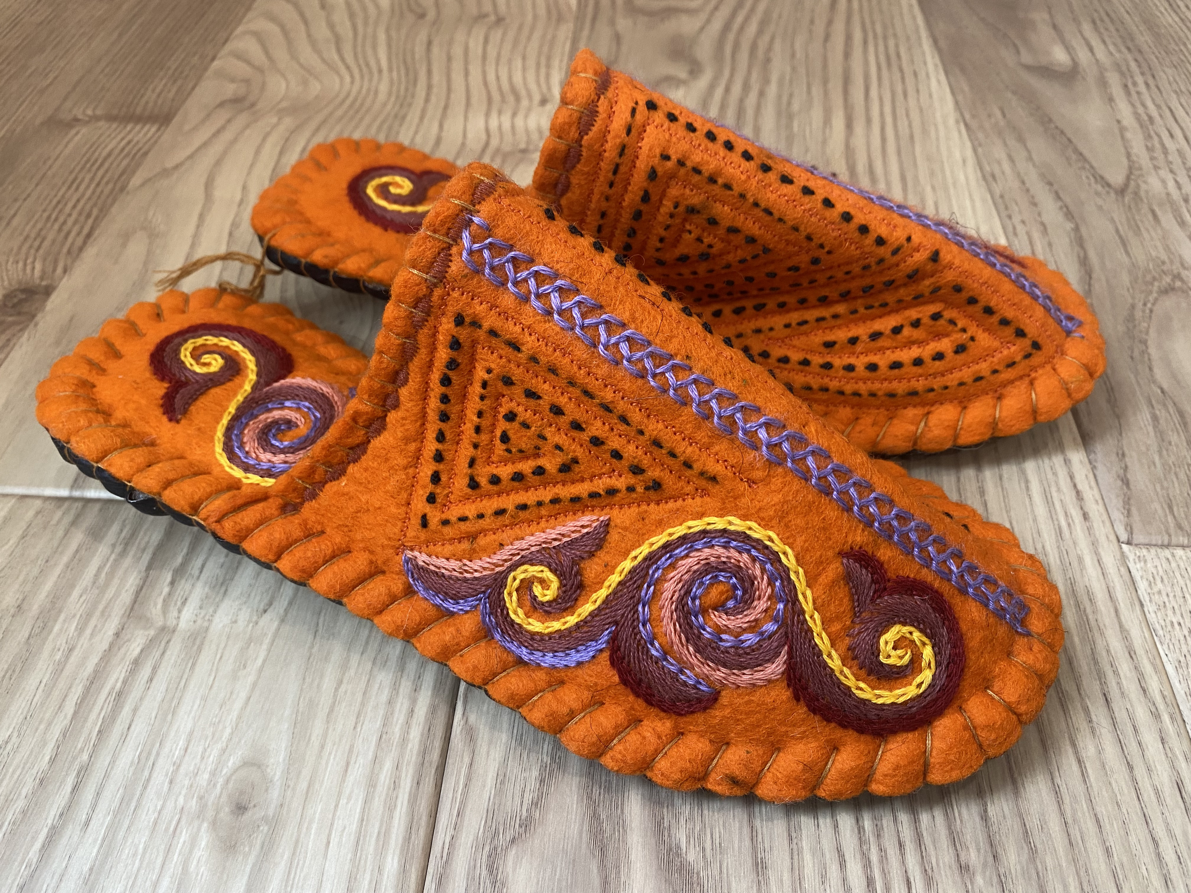 羊毛フェルト スリッパ（オレンジ）