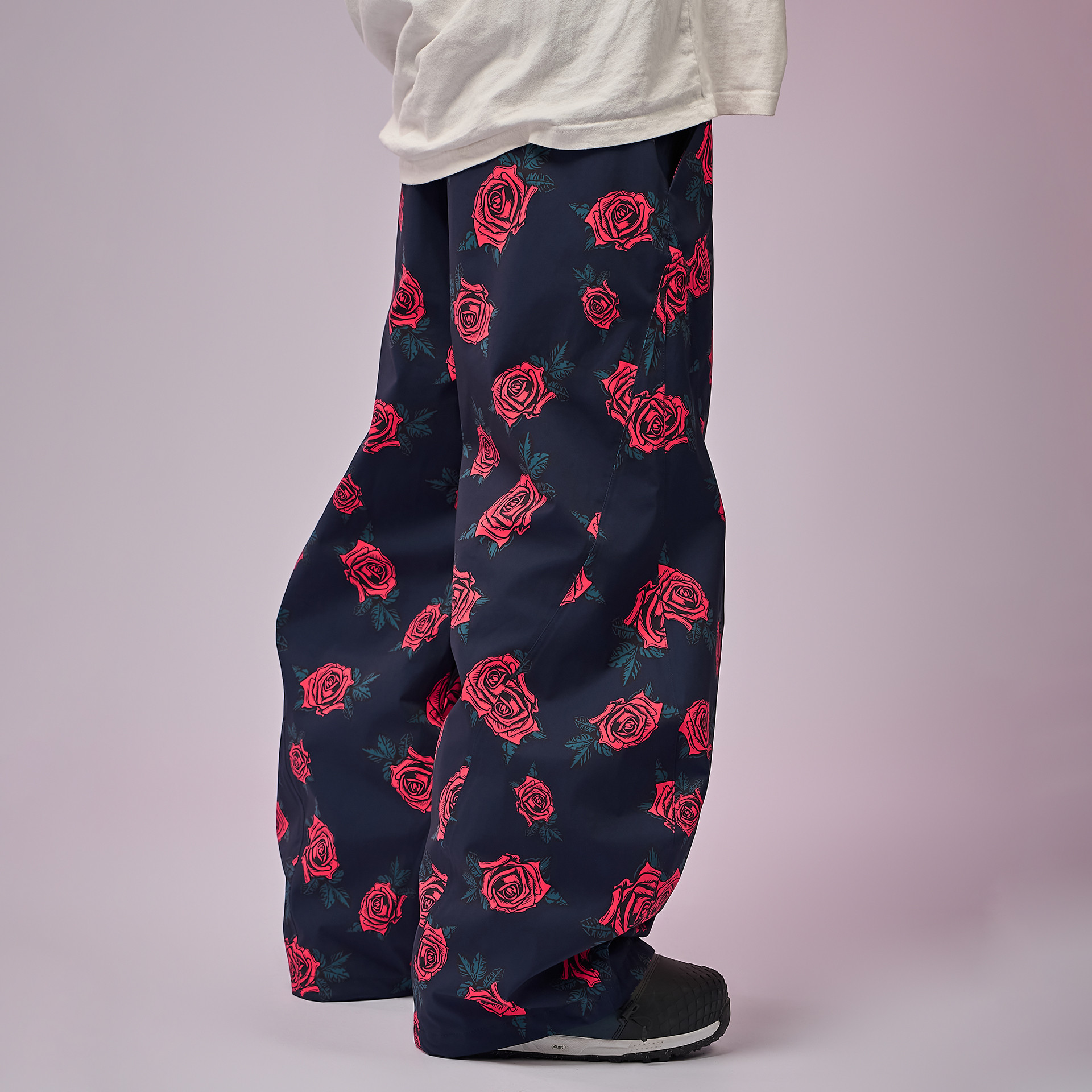 25-26秋冬限定 スノーボードウェア パンツ ズボン 黒 薔薇バラ 撥水 メンズ レディース スキーウェア SN059